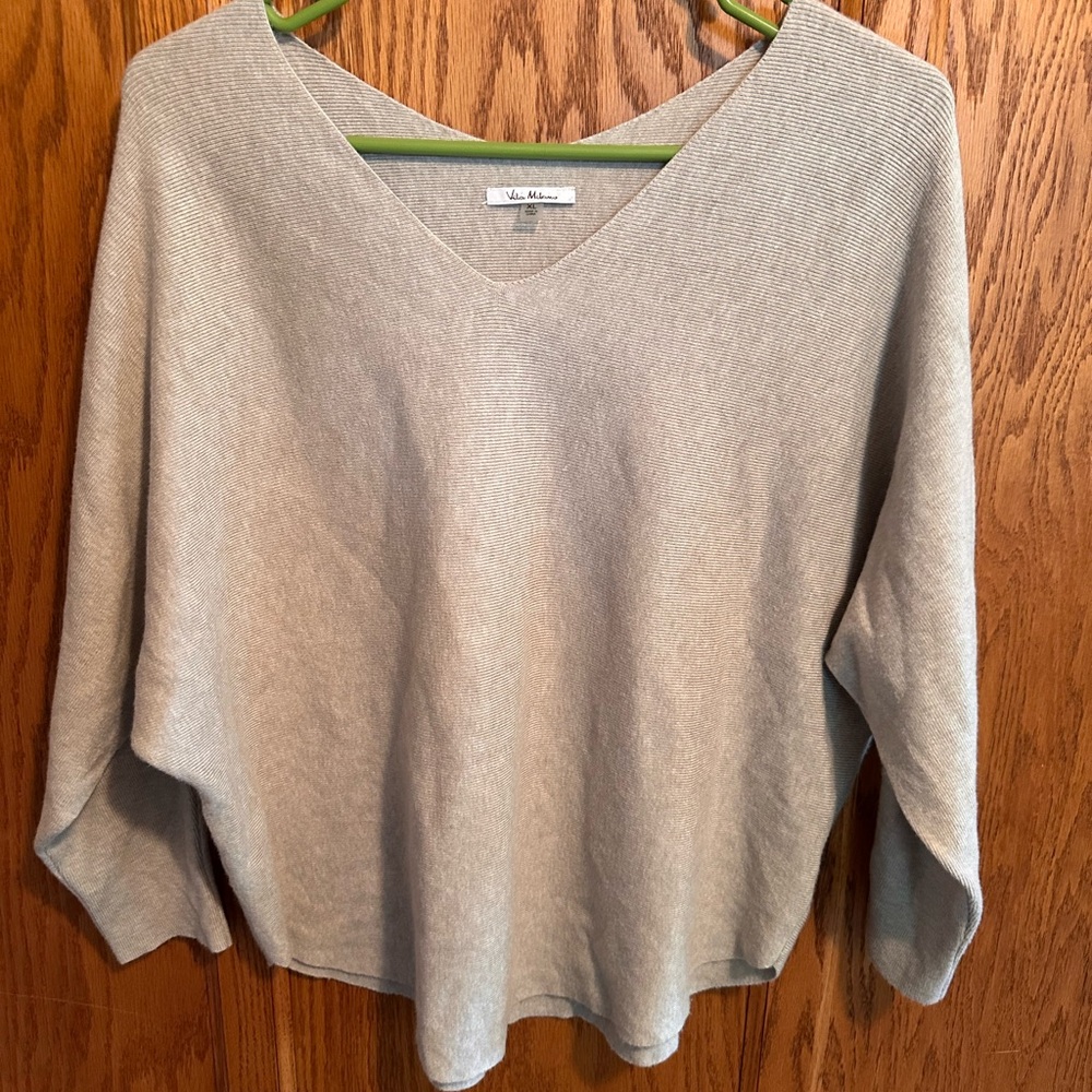 V-Neck Women's Sweater in Light Gray